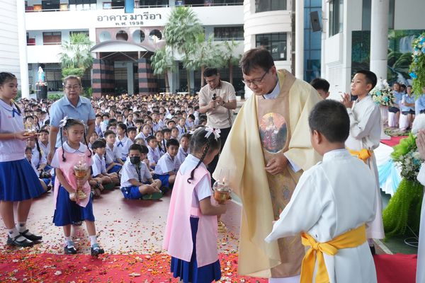 โรงเรียนปรีชานุศาสน์